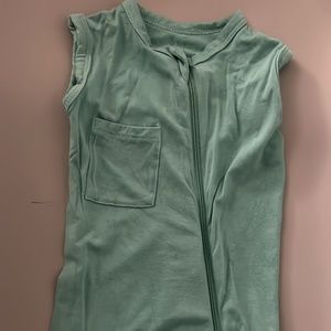 Kyte baby 0-3 sleeveless footless romper